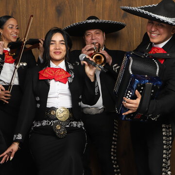 Hire Los Mariachi Bros  Function band with Encore