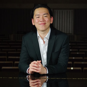 Hire Tse Fu Lin Pianist with Encore