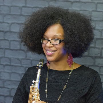 Hire Ruth Smith Clarinettist with Encore