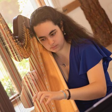 Hire Jemima Small Harpist with Encore