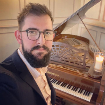 Hire Adam on Piano  Pianist with Encore