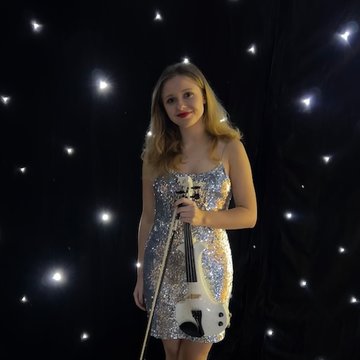 Hire Abbie James Violinist with Encore