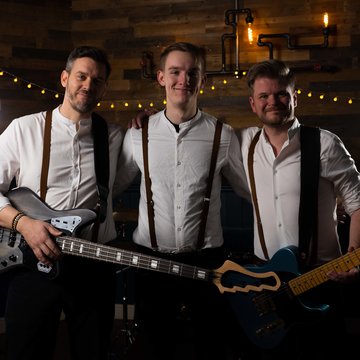 Hire Little Lions Wedding band with Encore