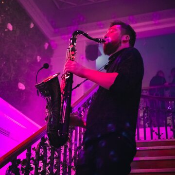 Hire Oliver Sax Saxophonist with Encore