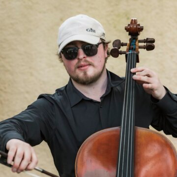 Hire Finley A. Spathaky Cellist with Encore