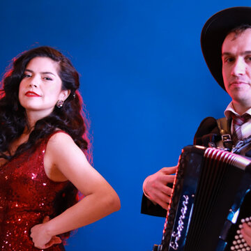 Hire Duo Nostalgias Swing & jive band with Encore