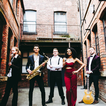 Hire Josie and the Majestics  Jazz band with Encore