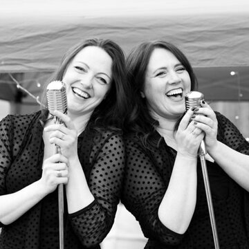 Hire Belle Street Pop duo with Encore