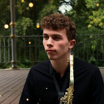 Hire Luke Hilton Alto saxophonist with Encore