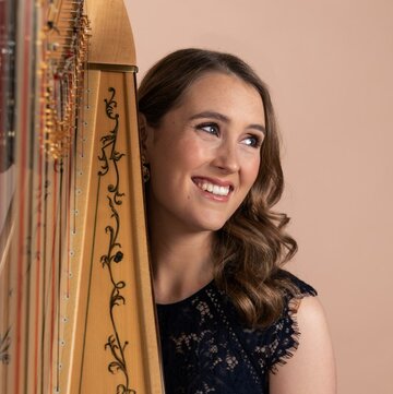 Hire Esther Beyer Harpist with Encore