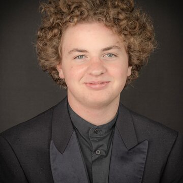 Hire Edward Mead Cellist with Encore