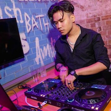 Hire Rockynation Bollywood dj with Encore