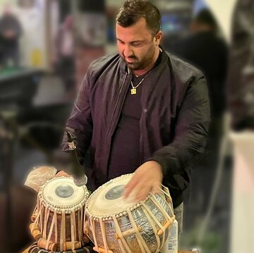 Hire Ravi Jagdev  Percussionist with Encore