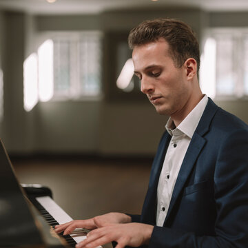 Hire Stephen J Dear Pianist with Encore