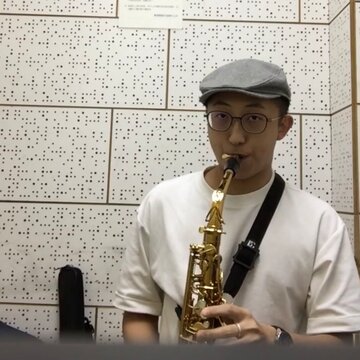 Hire Tungplaysax Chinese flautist with Encore