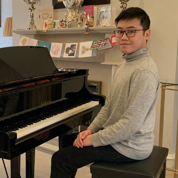 Hire Darren Pianist with Encore