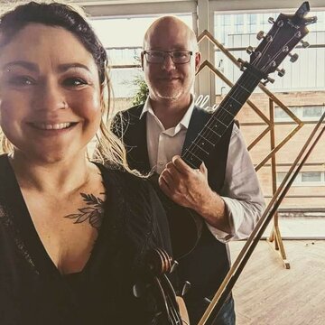 Wedding Violin & Guitar Duo's profile picture