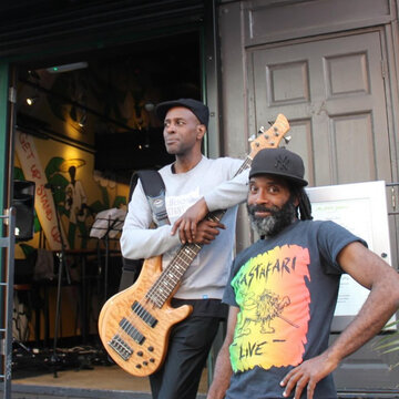 Hire Vibez Groovers Reggae band with Encore