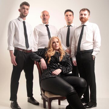 Hire Indigo Nights Pop band with Encore