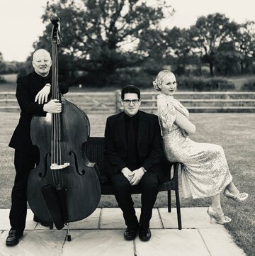 Hire The Alison Carter Jazz Trio Jazz trio with Encore