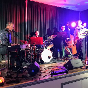 Hire Vic Cracknell Swing Band Swing & jive band with Encore