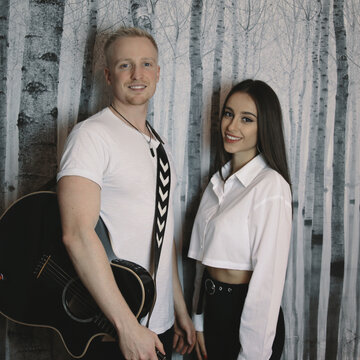 Hire Sam & Ana Pop duo with Encore