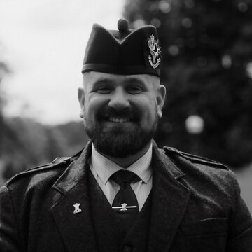 Bagpiper Jason Faulkner's profile picture