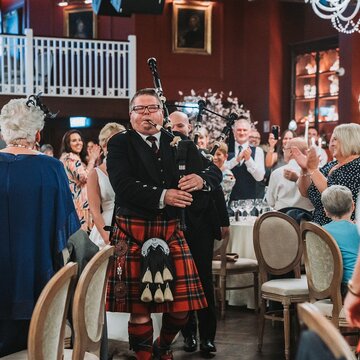 Hire The Sandringham Piper Bagpiper with Encore