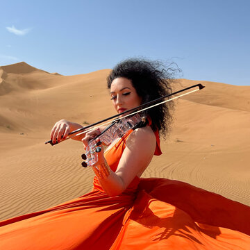 Hire Oriana Electric violinist with Encore