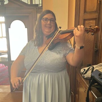 Hire HB violinist  Violinist with Encore