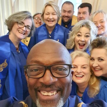 Hire Highland Voices Gospel choir with Encore