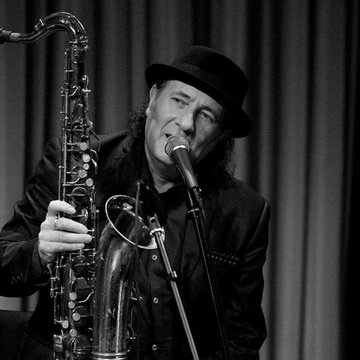 Hire Renato D'Aiello  Tenor saxophonist with Encore