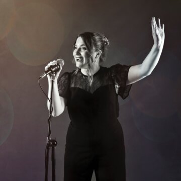 Hire Natalie Champion Vocalist Singer with Encore