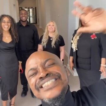 Hire Across The Divide Gospel Choir A cappella group with Encore