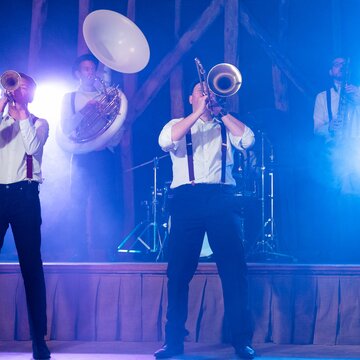 Hire The Hornbrokers Brass band with Encore