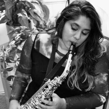 Hire IVANA Alto saxophonist with Encore