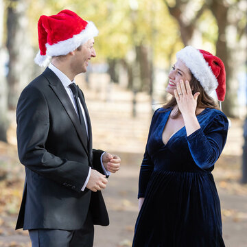 Hire Swinging Christmas Duo Singing waiters with Encore