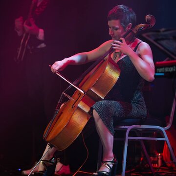 Hire Ezme Cello Cellist with Encore