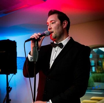 Hire Steve as Bublé - Michael Bublé Tribute Show Singer with Encore