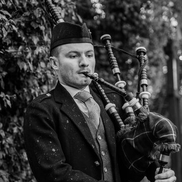 EdFiddy-TheBagpiper's profile picture