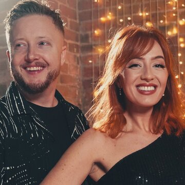 Hire Gemma & Jonny Pop duo with Encore