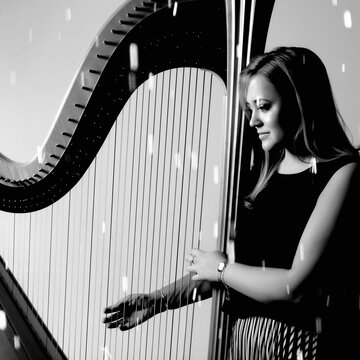 Hire Elin Samuel  Harpist with Encore