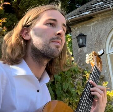 Hire Ollie Hatch Classical guitarist with Encore