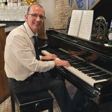 Hire Dave Marr Fortepianist with Encore