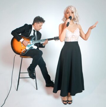 Hire Marina Duo Acoustic duo with Encore