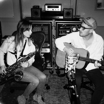 Hire Jonny and Eve Acoustic duo with Encore