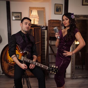 Hire Yukitan Acoustic duo with Encore