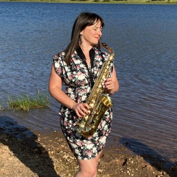 Hire DrSax Baritone saxophonist with Encore