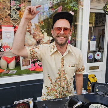 Hire Jermyn - Moderate Sounds DJ with Encore