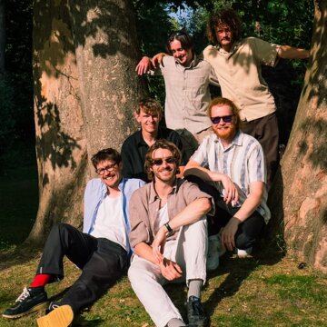 Hire SuperGiant Party band with Encore